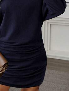 EMERY ROSE Váy midi xếp ly tay dài hở vai, dáng rộng, màu xanh navy, thường ngày thu/đông - Màu xanh hải quân - Xem 3