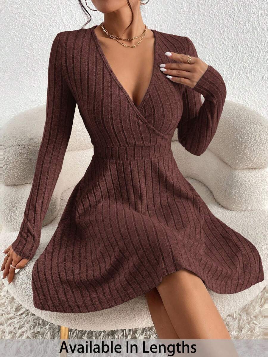 SHEIN Tall CURVE Plus Size Solid Color Deep V-Neck Crossed Wrap Ribbed Long Sleeve Dress New Years Women Outfit - Brown - View 1