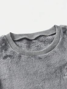 Manfinity VCAY Men's Autumn/Winter Letter Embroidered Fleece Sweatshirt And Pants Pajama Set Men And Women Matching Sets Matching Pajama Set Couple Family Matching Outfits - Grey - View 8