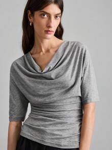 Ontre 2025 New Autumn Women's Draped Neck 3/4 Sleeve Top, Elegant Style, Material, Fabric, Knit Fabric, Ladies Business Casual T-Shirt, Office Commute Basic Blouse - Grey - View 1