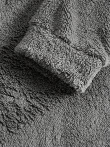 Manfinity EZcore 加大码男士字母图案袋鼠口袋连帽抓绒卫衣