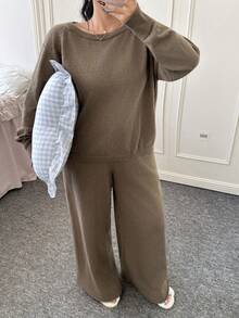 CovetEZ Plus Size Solid Color Crew Neck Long Sleeve Sweater And Pants Casual Matching Set, Autumn/Winter Comfortable Two Piece Set - Brown - View 8