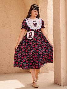 SHEIN 传统阿拉伯少女长袍，黑色底色，饰以复古红色花卉印花，配有彼得潘领、卡通图案和配套可爱小包，甜美时尚，适合日常穿着、节日庆典、拍照等各种场合，符合当下“花卉碰撞、趣味细节、整体造型”的少女流行趋势。 - 鏽棕色 - 查看 5