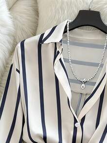 GlowEve 条纹衬衫和不对称褶皱短裙，优雅女士两件套