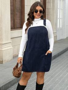 SHEIN LUNE 大码女式黑色灯芯绒连衣裙，带口袋和可调节肩带，适合 Barnfit 感恩节女装、新年女装、冬季连衣裙、冬季服装、锐舞派对服装和连身裙。 - 藏蓝色 - 查看 5