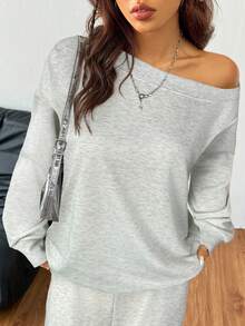 SHEIN EZwear Bộ đồ tập luyện hai mảnh, áo len dệt kim trơn màu xám rộng thùng thình trễ vai cổ bất đối xứng tay dài và quần ống loe cho nữ mùa xuân/hè - Màu Xám nhạt - Xem 3