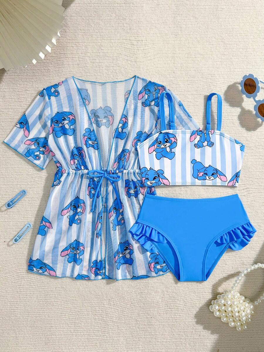 SHEIN GraphicGems 三件套女童泳衣套装，可爱卡通印花，时尚休闲优雅活泼，适合游泳、度假、夏季保暖，圣诞节、新年、情人节等节日适用。三件套泳衣套装，比基尼套装带裙，女童三件套泳装，三件套泳衣套装。