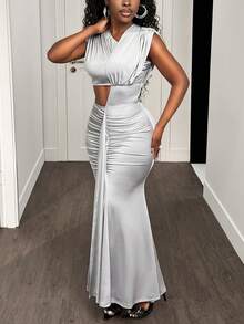 BamGleam Solid Color Pleated Splice Off-Shoulder Fitted Crop Waist High Slit Elegant Sexy Dress For Women - Silver - View 3