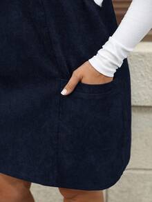 SHEIN LUNE 大码女式黑色灯芯绒连衣裙，带口袋和可调节肩带，适合 Barnfit 感恩节女装、新年女装、冬季连衣裙、冬季服装、锐舞派对服装和连身裙。 - 藏蓝色 - 查看 6