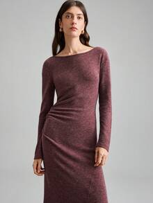 Ontre 2025新款女士超长连衣裙，高端简约设计，日常百搭，深灰色，柔软针织面料，U领，修身剪裁，收腰设计，优雅简约，适合商务休闲、通勤、日常穿着，秋冬季节，韩版风格，设计元素，适合5-15℃，万圣节、圣诞节、节日派对、婚礼宾客着装，时尚百搭长裙 - 酒紅色 - 查看 6