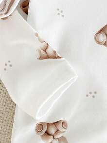 Newborn Sweet Bear Cotton Loungewear 6-Piece Set - Beige White Sweet Bear Cotton Loungewear 6-Piece Combo Sweet Bear Design Beige White Sweet Color Long Sleeve Footed Romper Sweet Bear Bodysuit Pants Hat Set 6-Piece Combo Social Media Style Sweet Bear 2026 New Year Holiday Essential Spring Summer Autumn Winter Newborn Sweet Bear Cotton Loungewear 6-Piece Set