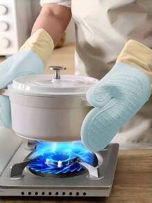 1pc Anti-Scald Microwave Oven Gloves, Heat Resistant Kitchen Baking Gloves,Resistant Silicone Oven Mitts - Home Kitchen, Non-Slip Kitchen Items, Festive Holiday Cooking Gifts Friendly For Home And Kitchen Organization