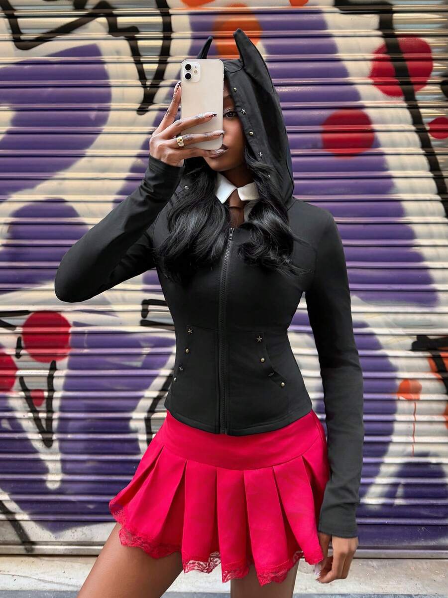 Modviera 女士铆钉杜宾犬领拉链修身T恤 - 黑色 - 查看 1