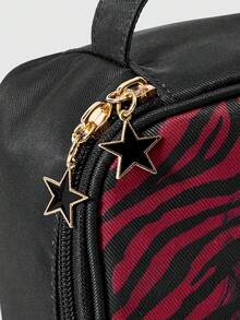 Friday the 13th X ROMWE Large Capacity Portable Cosmetic Bag With Letter & Cartoon Pattern - Multicolor - View 5