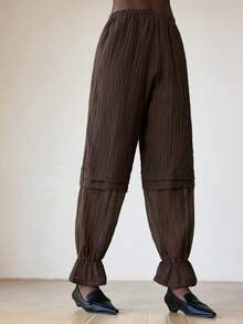 Aveloria Modichic Pantalon décontracté avec texture froissée et ourlet en dentelle marron, style décontracté et sans effort - Tabac - Voir 1