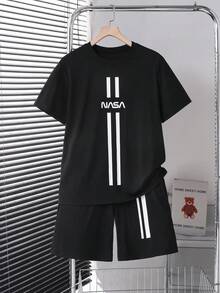SHEIN Vacaura 2pcs/Set Teenage Boys Casual Crew Neck Short Sleeve Top And Shorts Set, Sporty & Cool Summer Outfit - Black - View 3