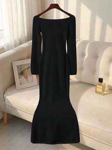 Franclia Rose Embroidered Off Shoulder Fitted Mermaid Maxi Sweater Dress, Autumn/Winter - Black - View 2