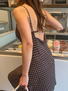 Cévolie 大码女式休闲波点无袖连衣裙 - 棕色 - 查看 2