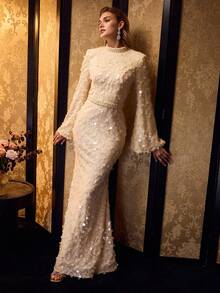 MOTF Soiréza 优雅高领奢华美人鱼式正式礼服，长款喇叭袖，领口和腰部饰有仿珍珠，鱼尾裙摆，完美适用于舞会、晚宴、红毯、婚礼宾客、圣诞节或新年派对之夜——闪亮长袖女士长款连衣裙 - 杏色 - 查看 6