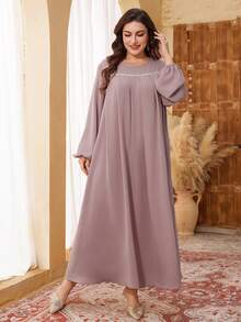 Al Najma Robe longue à manches longues de couleur unie avec garniture en dentelle, style arabe décontracté pour grandes tailles - Vieux Rose - Voir 5