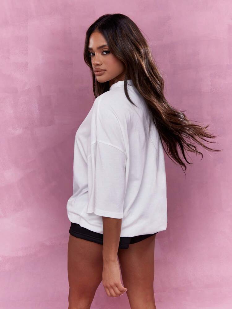 MISSGUIDED Street Embroidered Logo Crew Neck Oversized T-Shirt