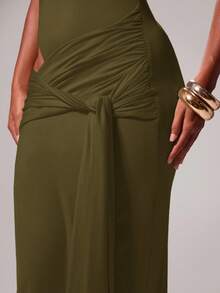 MUSERA 斜领系带垂褶修身无袖长款连衣裙，适合伊比沙岛度假、春夏音乐节、锐舞派对、海滩派对、浪漫舞会、毕业典礼、优雅生日派对、婚礼宾客等场合。 - 軍綠色 - 查看 5