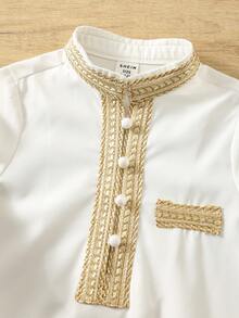 SHEIN 男婴幼儿金色丝带饰边长袖立领长袍上衣，适合生日派对、晚宴、演出、婚礼、迎婴派对、洗礼和一周岁生日庆祝、节日等场合。 - 白色 - 查看 5