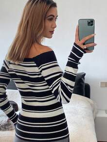 DAZY Women's Elegant Fitted Contrast Striped V-Neck Long Sleeve Knit Sweater, Spring/Autumn Y2k - Black - View 2