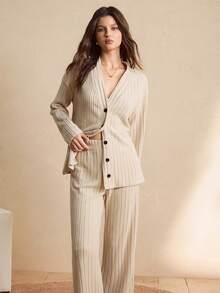 EverLounge Casual Loungewear Set For Women, Suitable For Indoor & Outdoor Wear - Khaki - View 4