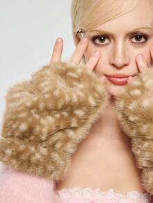 ROMWE Grunge Punk 1 Pair Of Deer Plush Gloves, Cute Autumn And Winter Warm And Comfortable Anti-Finger Gloves, High-Quality Thickened And Piled Imitation Fur Finger Gloves