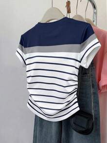 SHEIN 女士户外上衣，夏季新品，图案设计，多色条纹，白色，藏青色，户外服饰，修身褶皱腰部T恤，女士T恤 - 彩色 - 查看 2