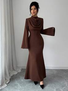SHEIN Elenzya 女士纯色立领喇叭袖褶皱修身鱼尾下摆优雅连衣裙 - 咖啡 - 查看 3