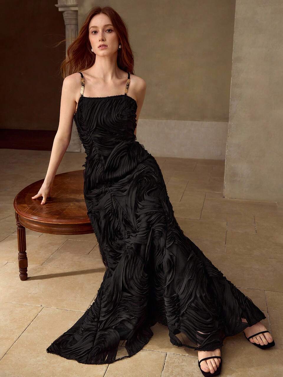 WOMEN'S METAL DETAIL SPAGHETTI STRAP TEXTURED LONG DRESS, AUTUMN/WINTER