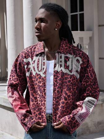 Street Life Herren Jacke aus Denim mit Reißverschluss-Kragen, Buchstaben- und Leoparden-Muster
