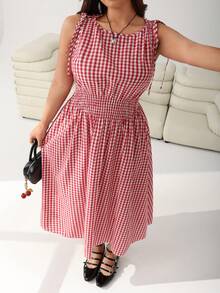 Solflare 2026春夏新款休闲连衣裙，适合外出、日常休闲、派对、约会、生日派对、音乐节、返校、通勤、度假、情人节等场合，A字版型，红色格子图案，收腰设计，蝴蝶结肩带，中长款，大码尺码 - 紅白色 - 查看 6