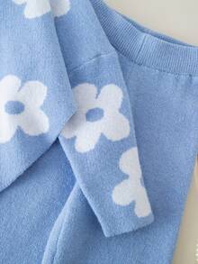 SHEIN 2pcs/Set Girls Floral Sweater & Flared Pants, Autumn/Winter - Blue - View 4