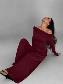 SHEIN MOOSTA Bộ đồ liền thân ống đứng rộng rãi xếp ly thoải mái cho nữ, có vai chéo và tay dài, phù hợp cho mùa xuân và mùa thu - Màu Đỏ Sâu - Xem 7