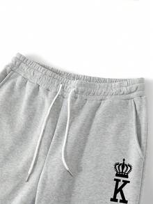 Manfinity Homme Bộ 2 quần nỉ và áo nỉ in họa tiết Spade & Crown thường ngày cho nam, thời trang thu/đông cho nam - Xám - Xem 3