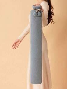 1个2250毫升长形热水袋，注水式暖手宝，防爆，冬季保暖用品，适用于热疗，温暖女孩，热敷，温暖腹部、肩膀、腰部（由于批次不同，内衬的线条和颜色可能有所差异。由此造成的不便，敬请谅解。丝带面料，罗纹颜色、图案随机发货）。 - 毛絨款 - 查看 6