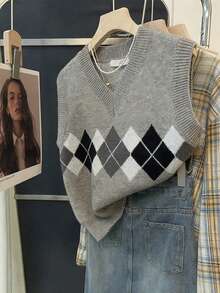 Resyla Women's Casual Commuting Collegiate Rhombus Plaid Pattern V-Neck Loose Knit Sweater Vest, Autumn/Winter