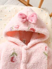 SHEIN Newborn Baby Hooded Romper, Cute Pink Bow Print Flannel Soft & Skin-Friendly Infant Jumpsuit