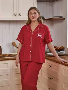 Doze Lane Große Größen Damen Kontrast Saum einfarbiger Kragen Schleife Stickerei Tasche Pyjama Set - Rot - Übersicht 1