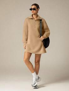 Hanevo 秋冬新款休闲街头极简通勤懒人返校高领拉链半开衩套头长袖H型宽松卫衣&女士短裤套装 - 棕色 - 查看 3