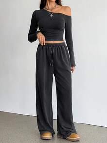 SHEIN Tall Bộ 2 món dành cho nữ, mùa xuân hè, kiểu dáng đơn giản, màu trơn, áo croptop tay dài lệch vai và quần ống rộng có dây rút eo. - màu đen - Xem 11