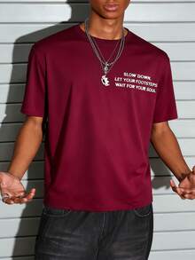 Manfinity Roghcode Men's Slogan Graphic Print Round Neck Short Sleeve T-Shirt Burgundy Dark Red Summer Streetwear City Break Oversized Drop Shoulder Relaxed Fit Tee - Burgundy - View 3