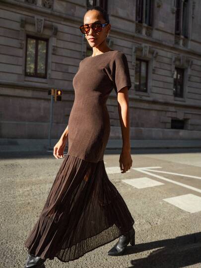 Maija 2026 Modern City Sleeveless/Half Sleeve Round Neck Patchwork Design Semi-Sheer Maxi Dress With Oversized Skirt, Sexy & Elegant, Suitable For Early Autumn Back To School Season & Party,,Brown Dress, Casual Dresses, Elegant Dresses,Long Party Dress, Beach Dress, Thanksgiving, New Year Women's Clothes, Christmas Dress, Halloween Costume Women,Autumn Outfits For Women, Women's Winter Clothes, Fall Outfits For Women