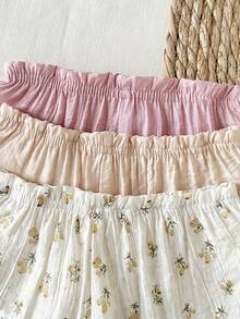 SHEIN 3pcs Baby Girls' Casual Ditsy Floral Pants With Ruffle Hem, Spring/Autumn Set