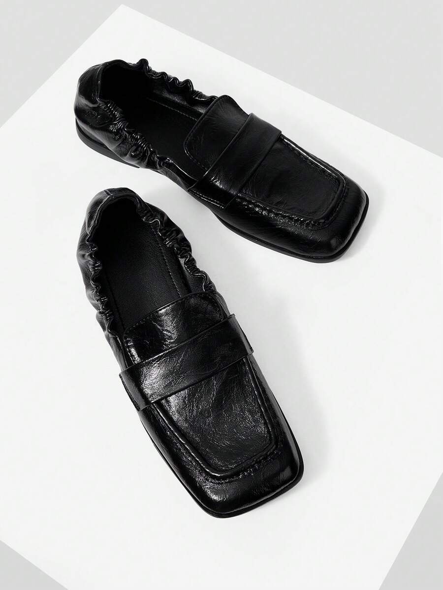 Mnmlis 女士方头褶裥休闲乐福鞋