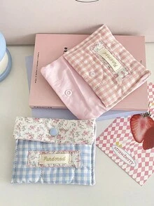 Zazumi Dompet Koin Motif Kotak-kotak & Bunga Klasik - Kotak-kotak Pink & Biru Pastel dengan Mawar Putih, Dompet Kompak Poliester Tahan Lama untuk Kebutuhan Sehari-hari, Dapat Dicuci dengan Tangan, Dompet Kecil Lucu untuk Wanita, Hadiah untuk Teman. - MultiWarna - View 5