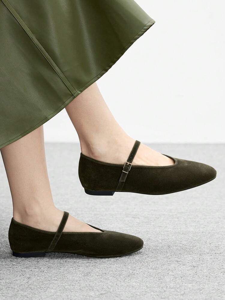 CUCCOO BIZCHIC Solid Color Fashionable Comfortable Versatile Casual Flat Shoes, Suitable For Walking, Travel And Vacation For Christmas Valentine's Day Spring Shoes